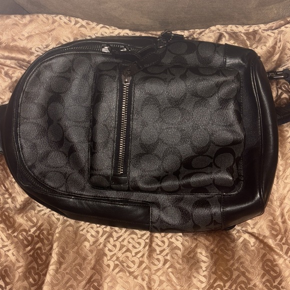 Coach/ Leather/ Coach Men’s West Pack/ Never Worn/ - Picture 3 of 3